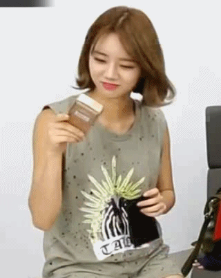 혜리 의문의 댄스.gif | 인스티즈