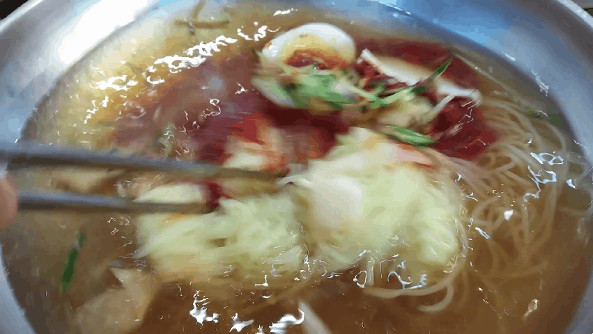 시원하고 상큼한 물냉면 움짤 gif | 인스티즈