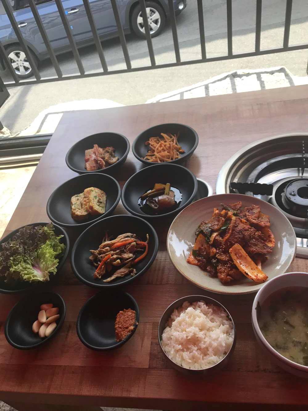 대구의 5천원 돼지 두루치기 백반 정식이라네요 | 인스티즈