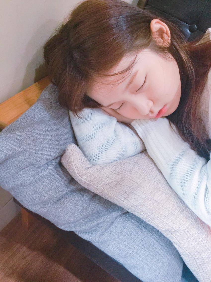 오늘 생일인 아린이.gif | 인스티즈