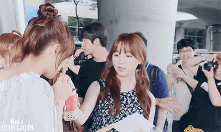 러블리즈 케이 정색 레전드.gif | 인스티즈