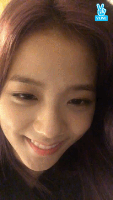 블랙핑크 지수 v앱.gif | 인스티즈