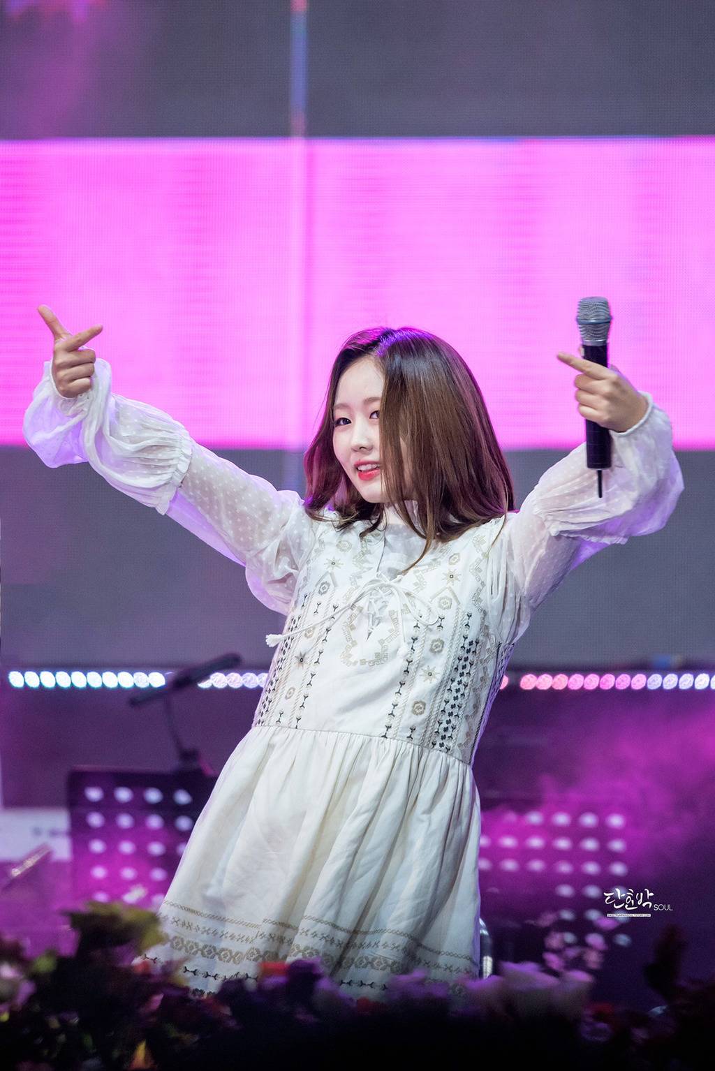 [러블리즈] 레알의 스트라이커 영입은 필수라 생각해서 베이비소울 | 인스티즈