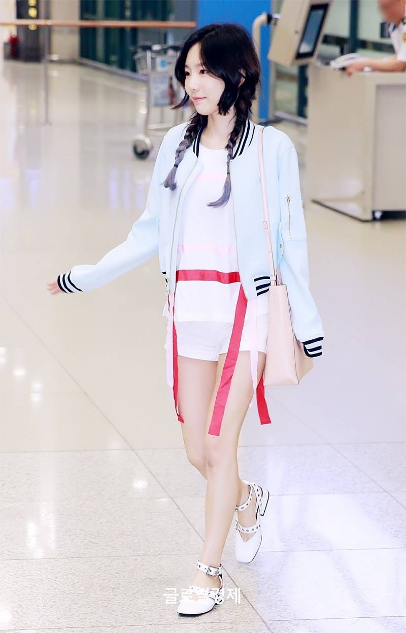 오늘자 홍콩 현지 신문에 나온 태연 .jpg | 인스티즈