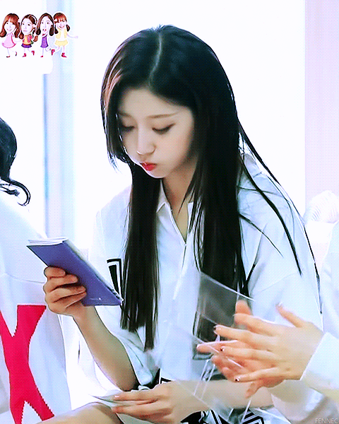 러블리즈 정예인 움짤.gif | 인스티즈