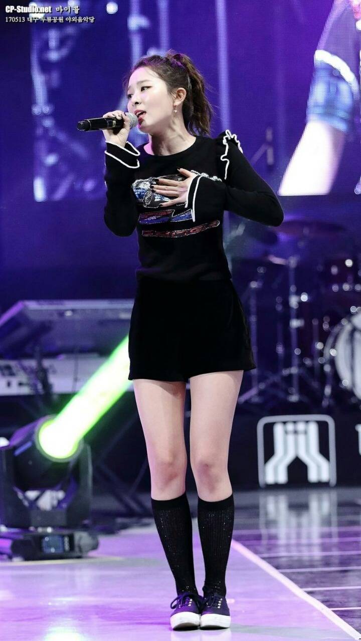 나른한 토요일에 슬기 | 인스티즈