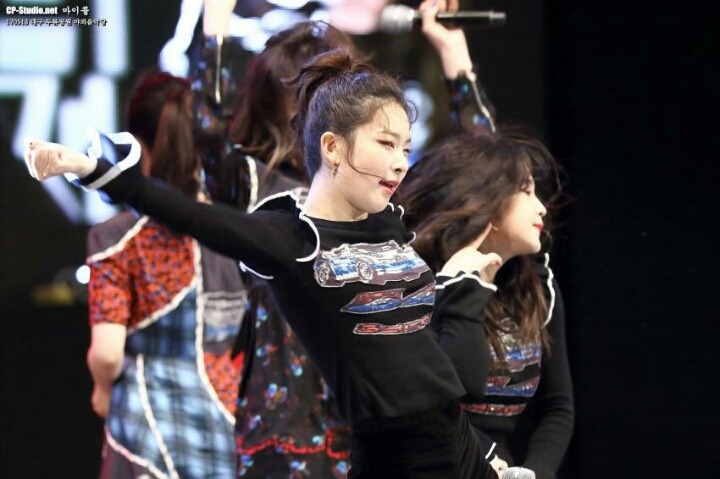 나른한 토요일에 슬기 | 인스티즈