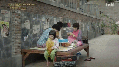 [응답하라1988] 응팔의 핵귀요미 담당 진주 - 01.gif | 인스티즈