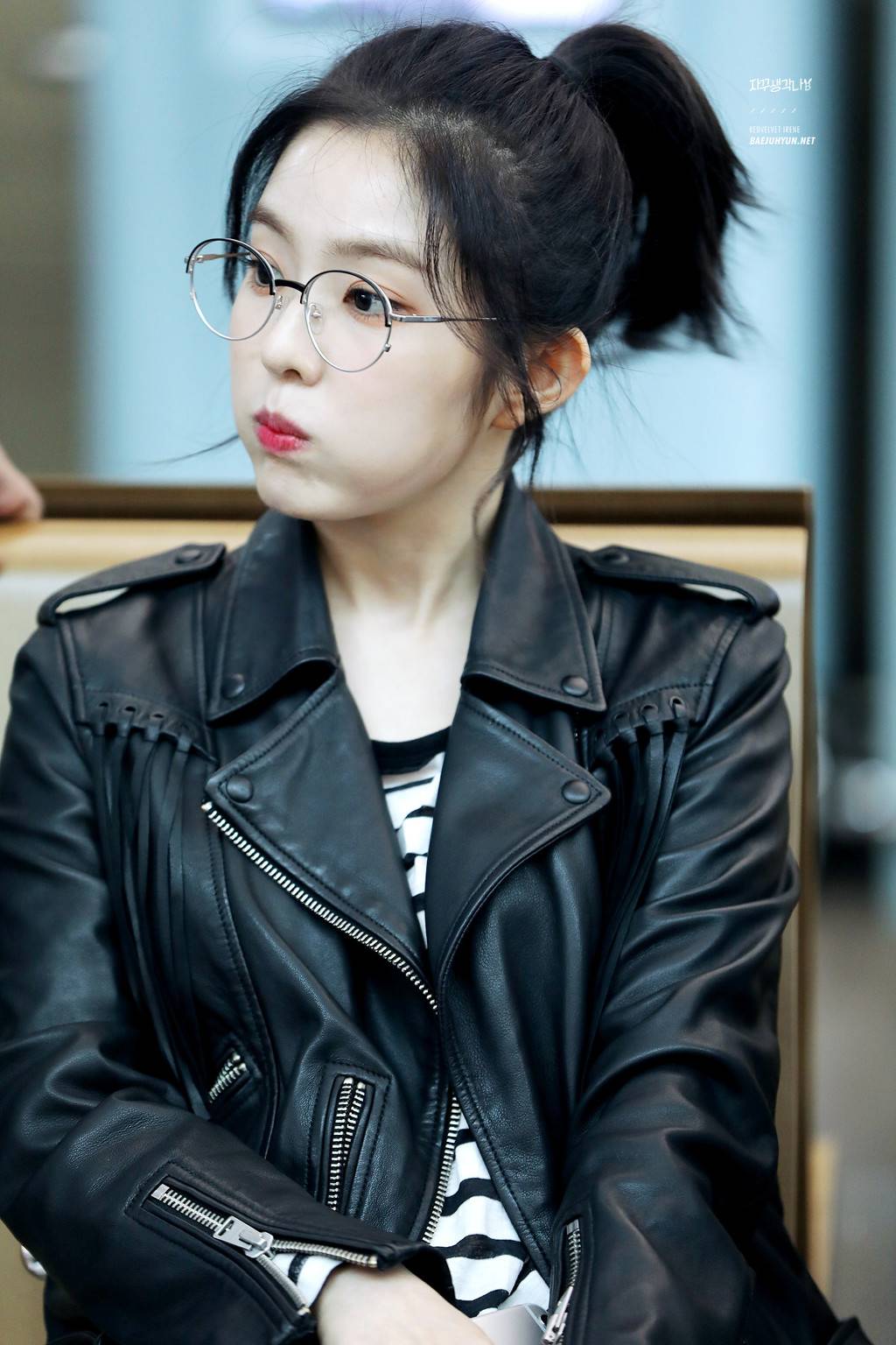 안경도 잘어울리는 아이린.jpg | 인스티즈