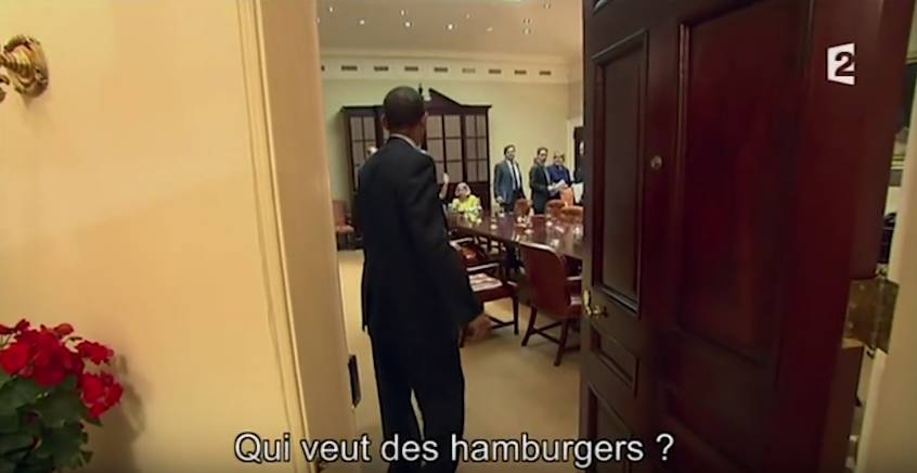 백악관 직원들에게 햄버거 쏘는 오바마 대통령 | 인스티즈