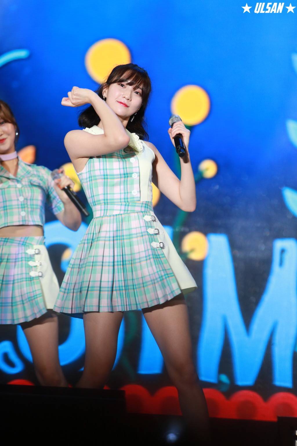 170714 울산 남다른 행복 콘서트 오마이걸 직찍.jpg | 인스티즈