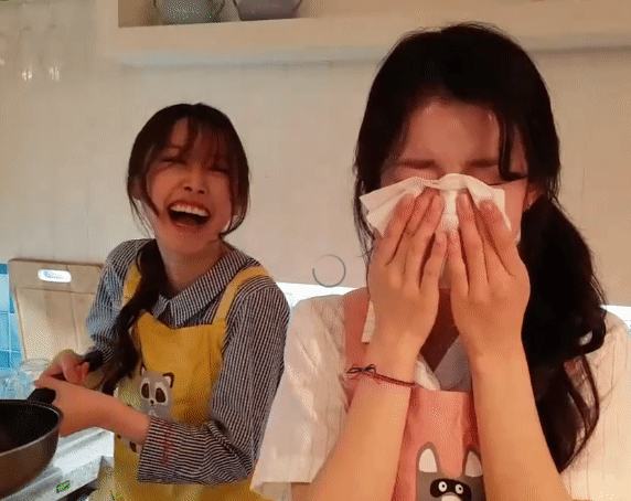 미미한테 생일상받고 감동받은 하나님 (구구단) | 인스티즈