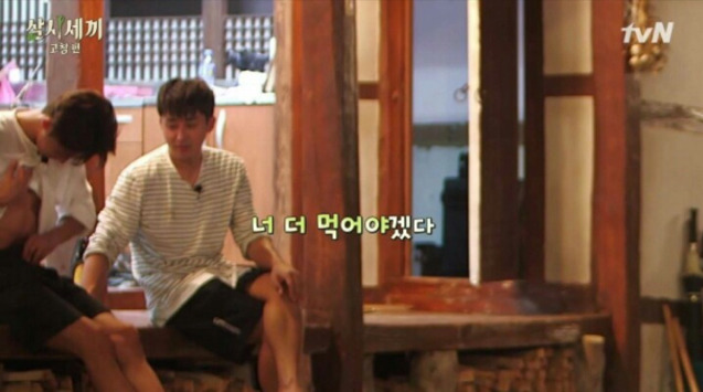 밥많이 먹어도 있는 남주혁 복근의 비밀.jpg | 인스티즈