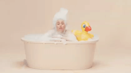 좋아요 보다 싫어요가 더 많은 마일리사이러스 뮤비 #baby talk | 인스티즈