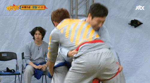 다시보는 강호동 비 씨름 | 인스티즈