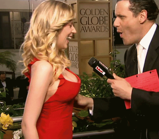 스칼렛 요한슨 가슴 만지는 리포터 | 인스티즈