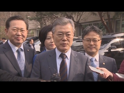 넥타이 매는걸 싫어한다는 문재인 | 인스티즈