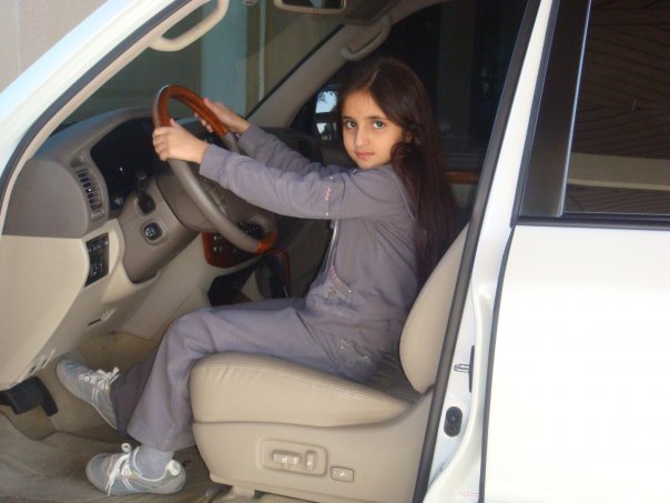 집안 재산 1000조 이상이라는 두바이 왕족의 외모 클라스.jpg | 인스티즈