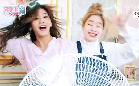 트와이스 전기안전송.gif | 인스티즈