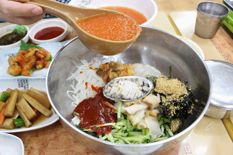 매콤하고 시원한 물회 움짤 gif | 인스티즈