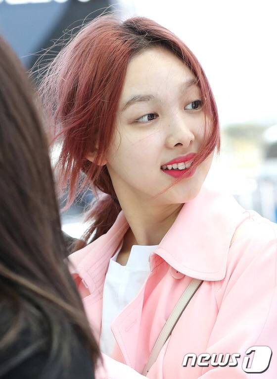 170427 또 어딘가로 출국하는 인처공항 트둥이들 | 인스티즈