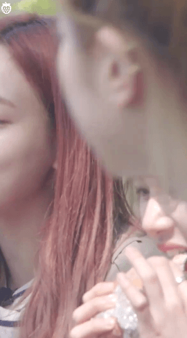 먹는 모습도 다 다른 트와이스 채영,쯔위,미나,사나 | 인스티즈