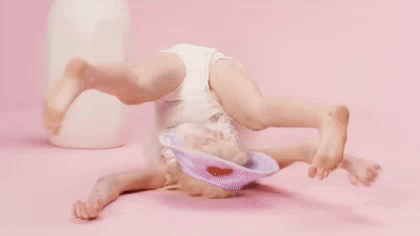 좋아요 보다 싫어요가 더 많은 마일리사이러스 뮤비 #baby talk | 인스티즈