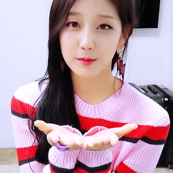 러블리즈 정예인 움짤.gif | 인스티즈