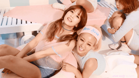 손나은이 갖고노는 장난감 | 인스티즈