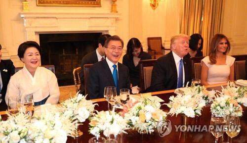 문재인대통령 백악관 방문 스케치.jpg | 인스티즈