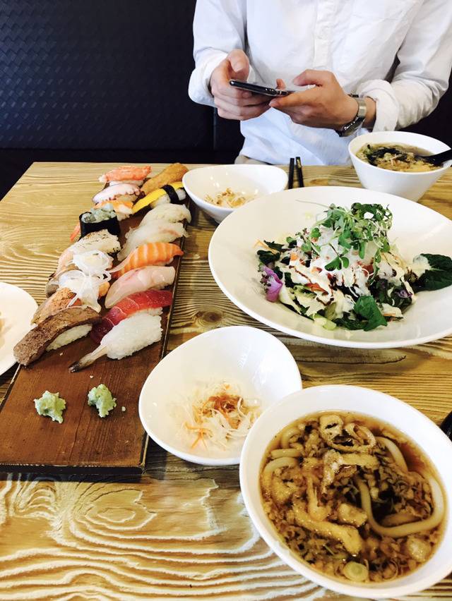 [러블리즈] 스시 먹어서 지수 | 인스티즈