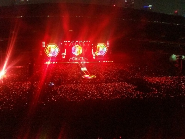 콜드플레이 자일로밴드 연출 | 인스티즈