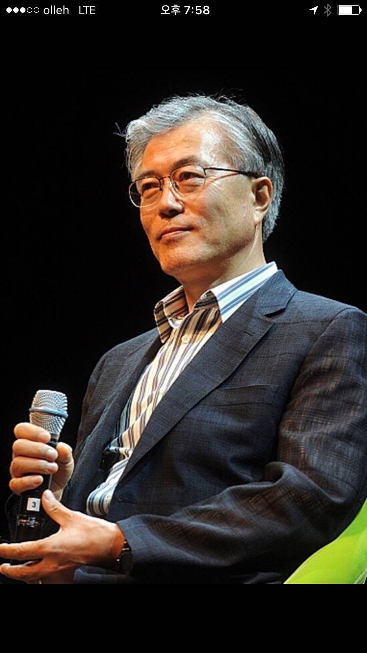 전 경찰종합학교장이 말하는 40년간의 문재인 | 인스티즈