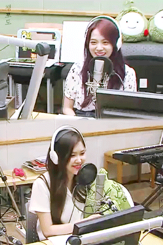 라디오에서 비글미 터지는 블랙핑크.gif | 인스티즈