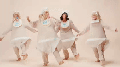 좋아요 보다 싫어요가 더 많은 마일리사이러스 뮤비 #baby talk | 인스티즈