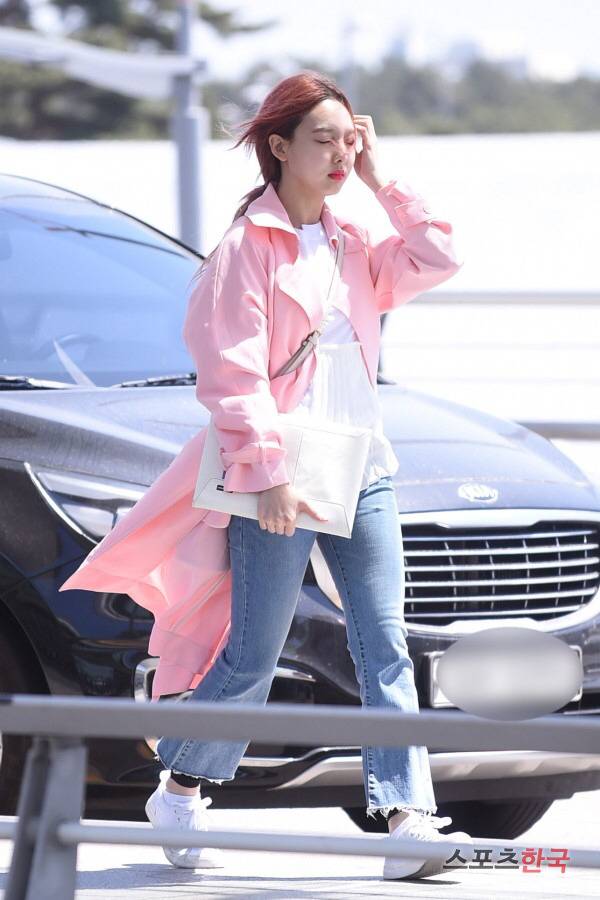 170427 또 어딘가로 출국하는 인처공항 트둥이들 | 인스티즈