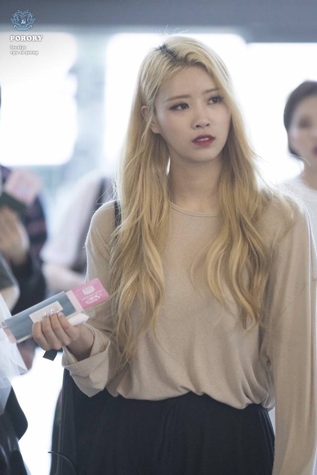 [러블리즈] 행운은 아무나에게 찾아오는게 아닌것을 오늘도 알아가서 미주 | 인스티즈