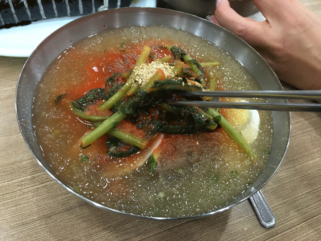 시원하고 상큼한 물냉면 움짤 gif | 인스티즈