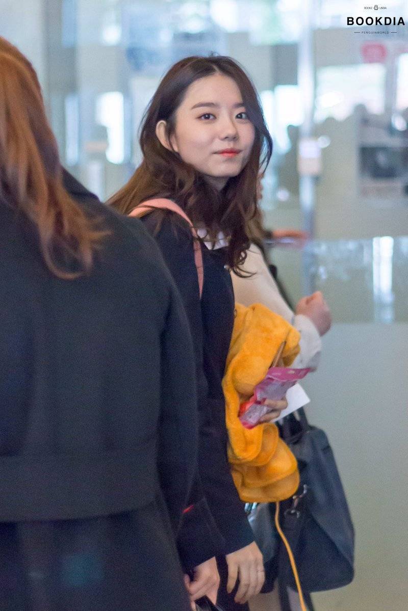 동네 편의점 알바랑 똑같이 생김 | 인스티즈