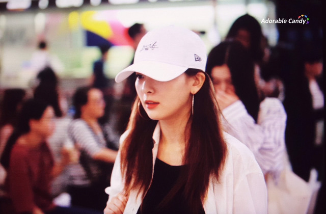 오늘자 일본 출국 레드벨벳 슬기.jpgif | 인스티즈