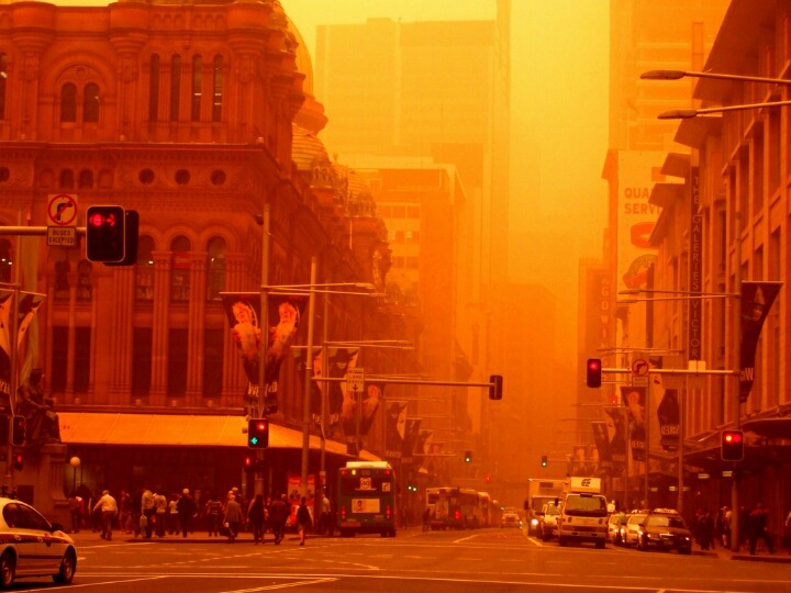 호주에서 가끔 발생한다는 먼지폭풍 | 인스티즈