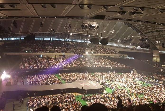 트와이스 일본 데뷔 쇼케이스 만석! 대성황! 일본반응 | 인스티즈