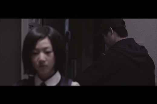 강산맨션 102호에는 살인마가 살고있다. <영화> 이웃사람 06 | 인스티즈