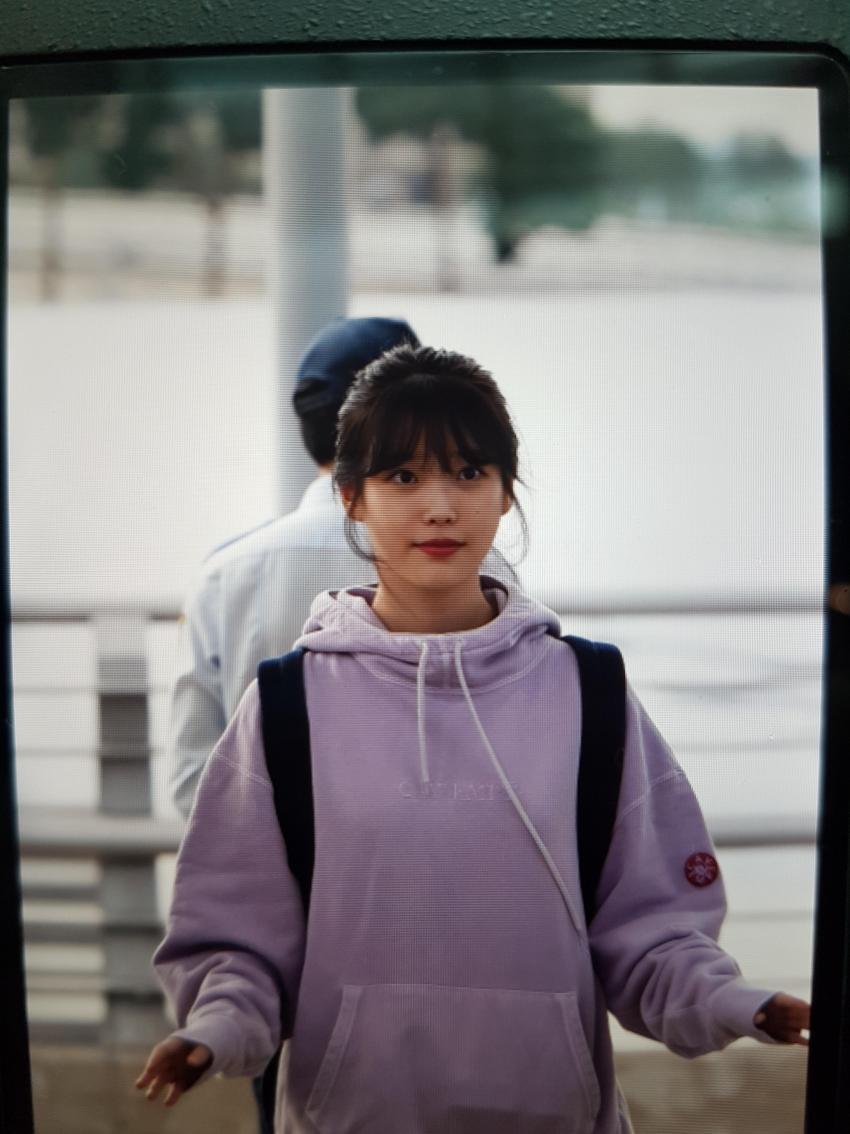 아이유 인천공항 출국 프리뷰 | 인스티즈