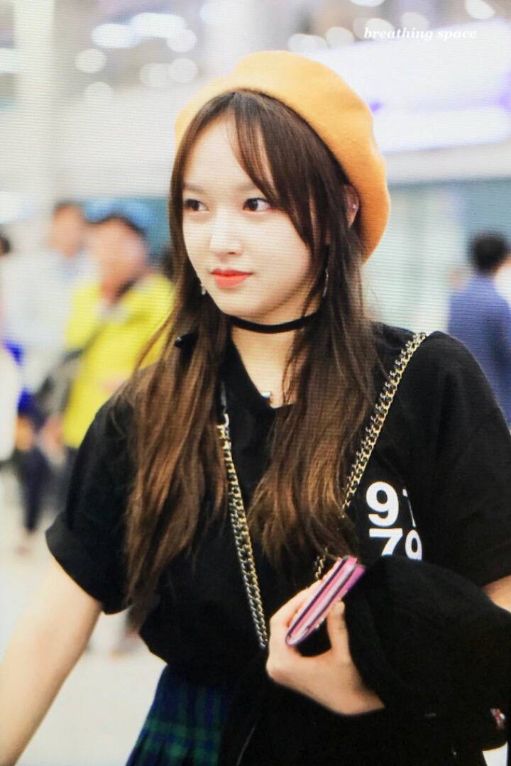 연휴 보내고 입국한 성소 | 인스티즈