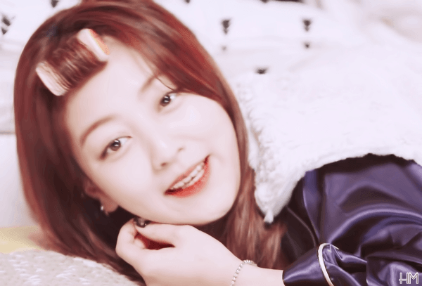 트와이스 지효 눕방 | 인스티즈