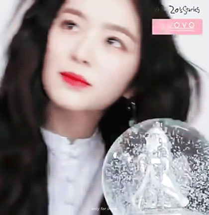 신발 모델 아이린.gif | 인스티즈