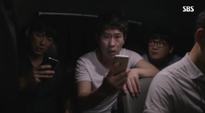 실제로 있을까봐 무서운 드라마 조작에서 보여준 거짓 기사 내는 장면 | 인스티즈