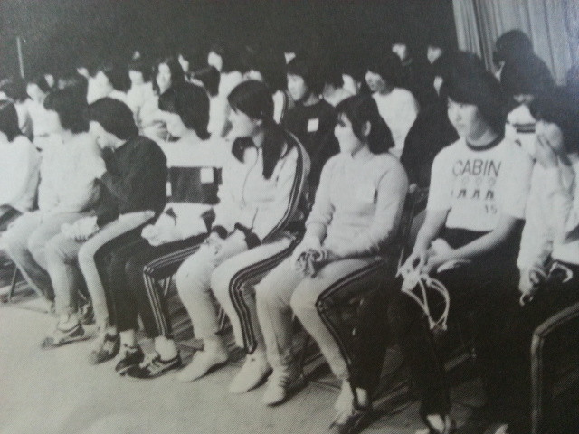 1980년대 일본 여자 () 지망생은 매년 3500명에 달했다 | 인스티즈