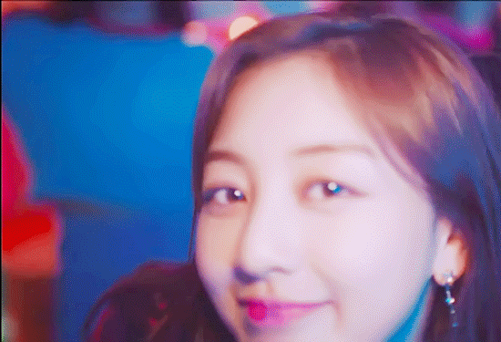 트와이스 Merry & Happy 움짤 | 인스티즈